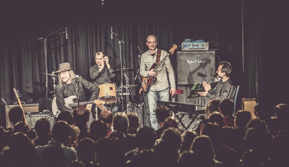 Ripoff Raskolnikov - Barlang