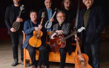 Vujicsics koncert a Dunán I Gyertyaúsztatás Szentendrén